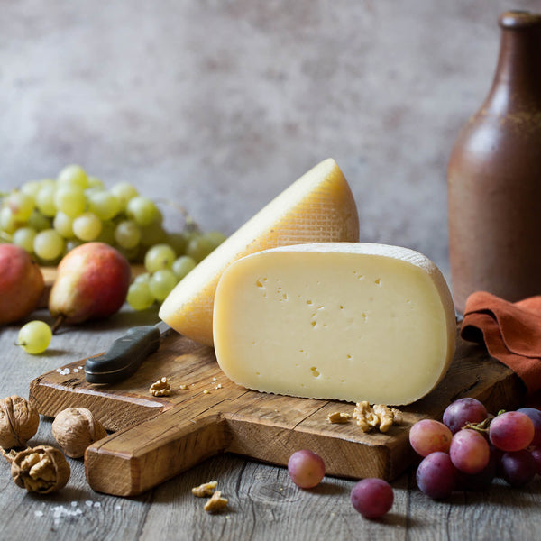 Soft Pecorino from Reggio Emilia Apennines